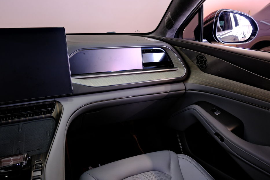 Продам BYD Tang  Denza N7 2024 года в Одессе