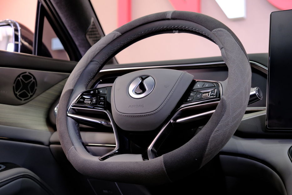 Продам BYD Tang  Denza N7 2024 года в Одессе