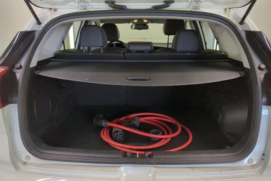Продам Kia Niro 64 KWH, vin 8734 2020 года в Житомире