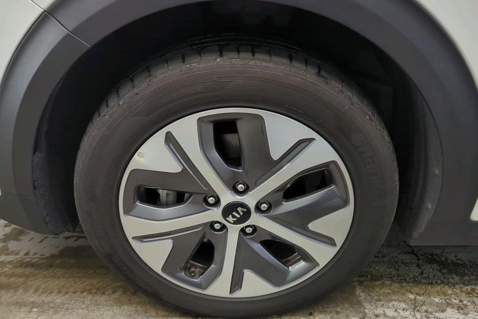 Продам Kia Niro 64 KWH, vin 8734 2020 года в Житомире
