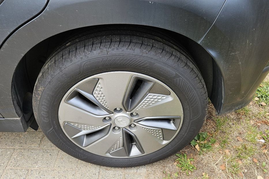 Продам Hyundai Kona 64 KWH, vin 2165 2020 года в Житомире
