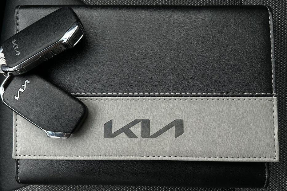 Продам Kia Niro  64 кВт Макс. комплектація 2022 года в Львове