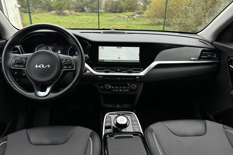 Продам Kia Niro  64 кВт Макс. комплектація 2022 года в Львове