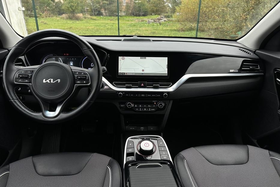 Продам Kia Niro  64 кВт Макс. комплектація 2022 года в Львове
