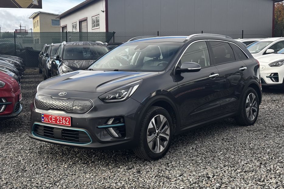 Продам Kia Niro 64КВТ авто у Львові  2020 года в Львове