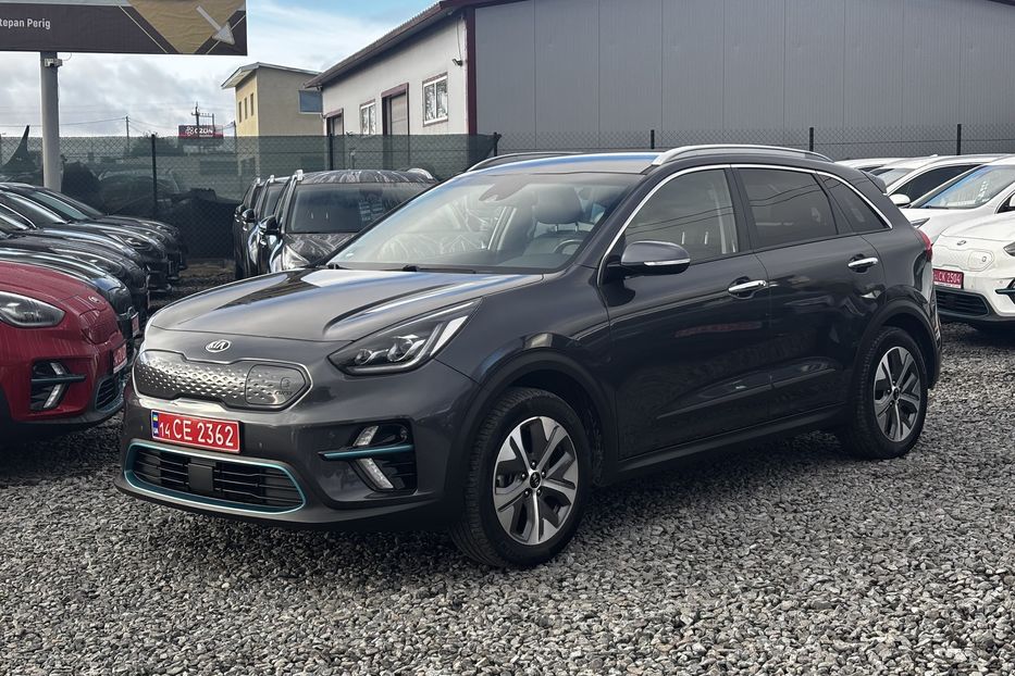 Продам Kia Niro 64КВТ авто у Львові  2020 года в Львове