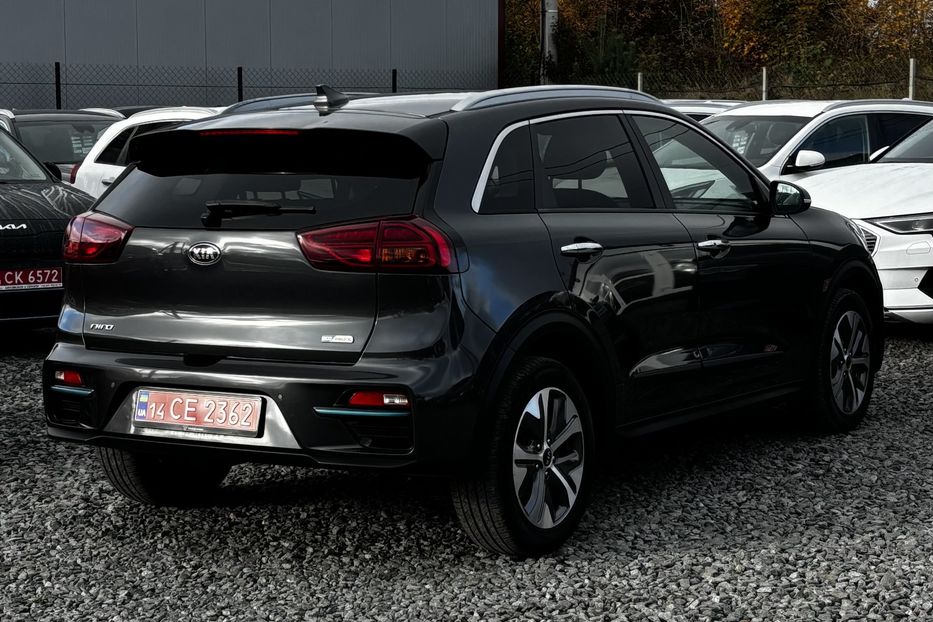 Продам Kia Niro 64КВТ авто у Львові  2020 года в Львове