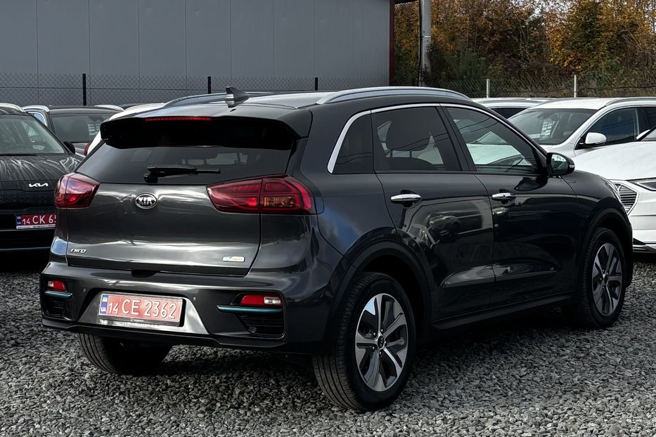 Продам Kia Niro 64КВТ авто у Львові  2020 года в Львове