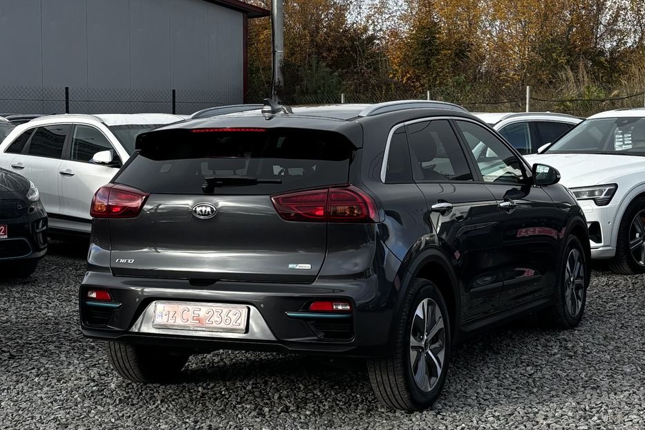 Продам Kia Niro 64КВТ авто у Львові  2020 года в Львове