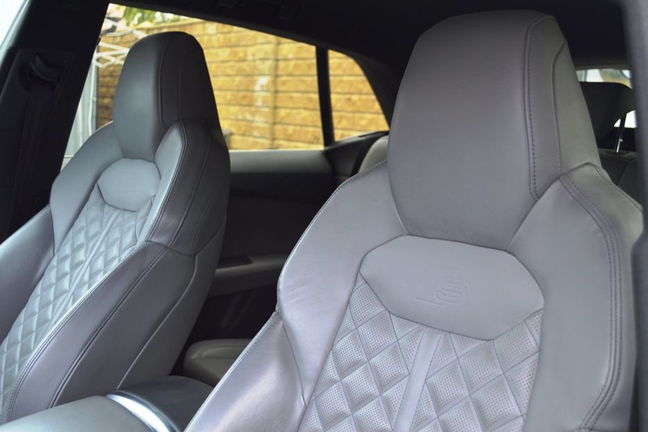 Продам Audi Q8 2019 года в Одессе