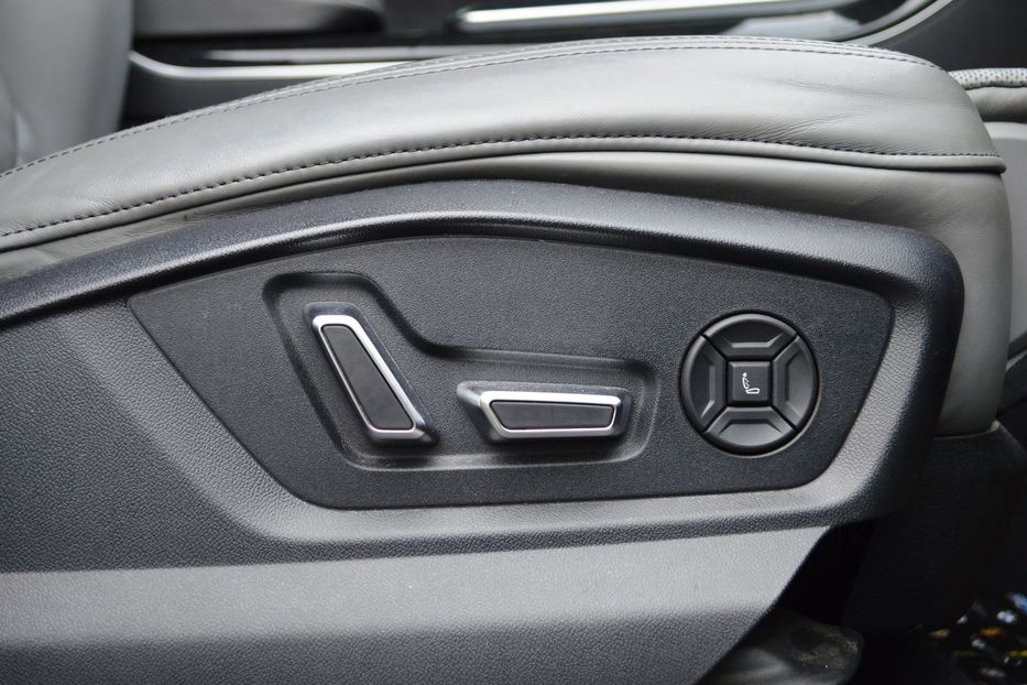 Продам Audi Q8 2019 года в Одессе