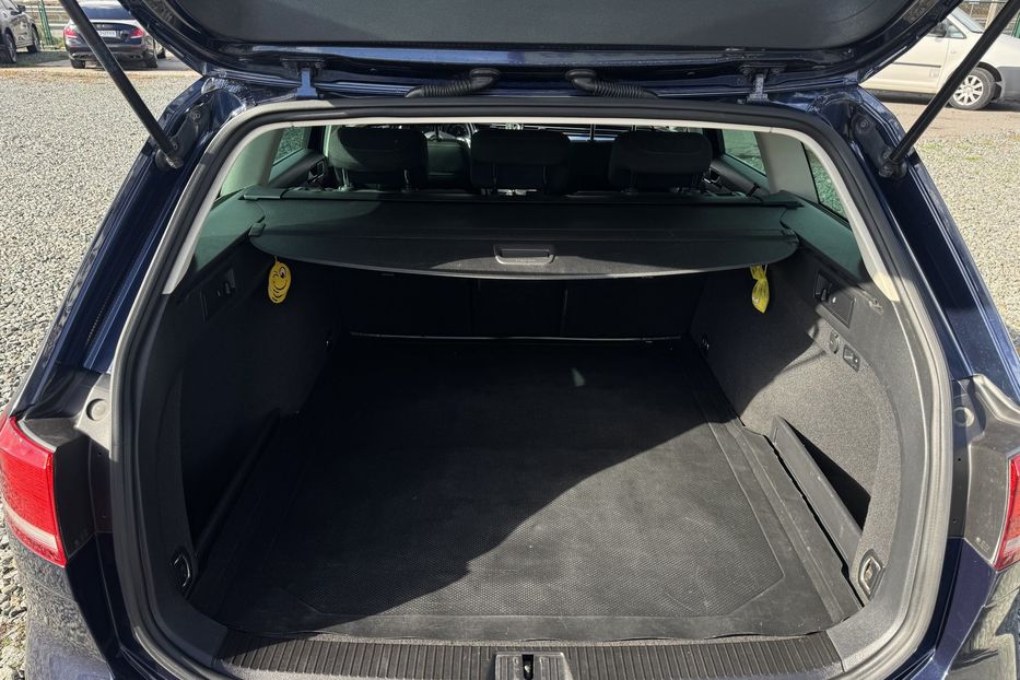 Продам Volkswagen Passat B8 (COMIS) 2016 года в г. Умань, Черкасская область