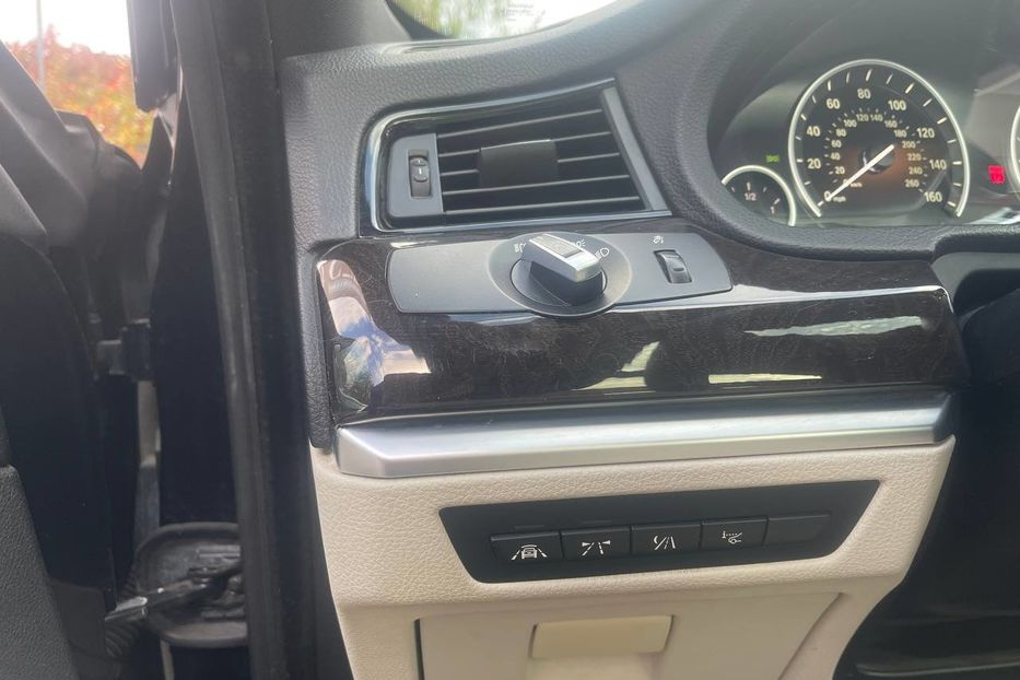 Продам BMW 5 Series GT 2014 года в Черновцах
