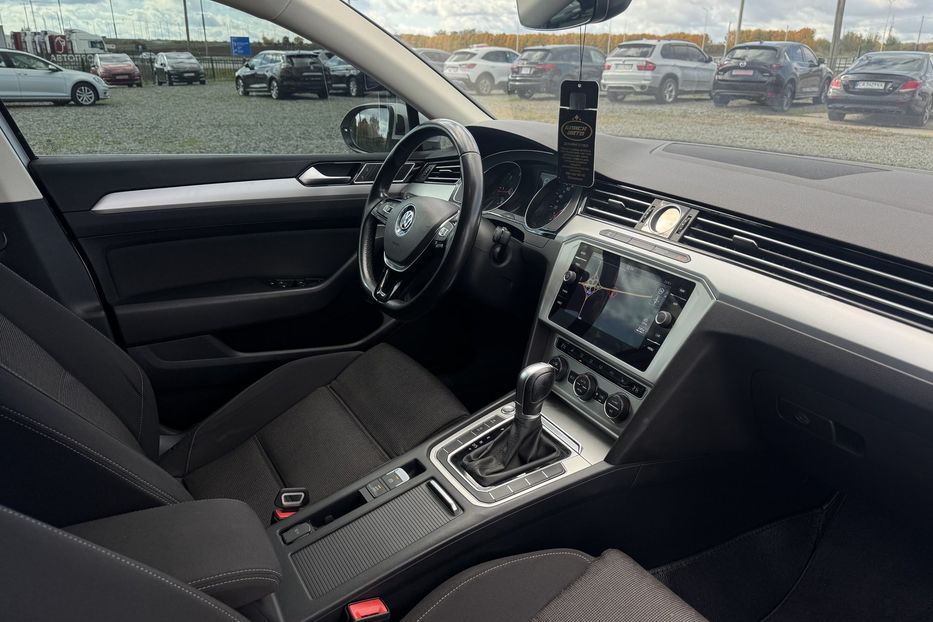 Продам Volkswagen Passat B8 (COMIS) 2018 года в г. Умань, Черкасская область