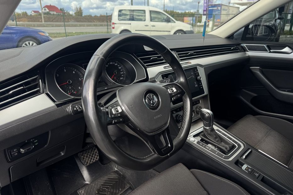 Продам Volkswagen Passat B8 (COMIS) 2018 года в г. Умань, Черкасская область