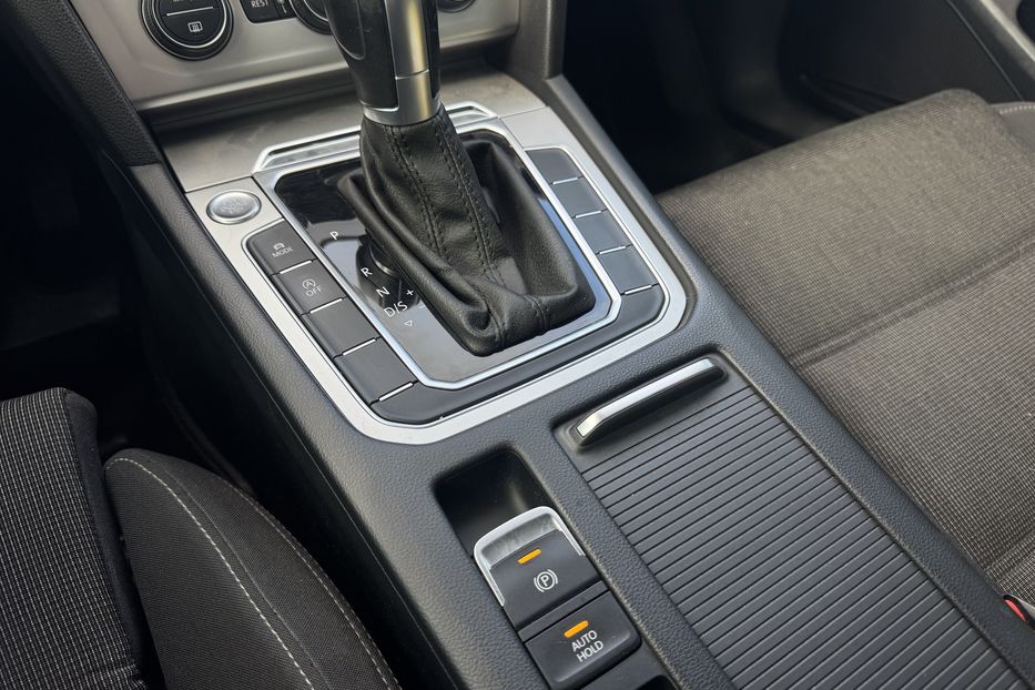 Продам Volkswagen Passat B8 (COMIS) 2018 года в г. Умань, Черкасская область