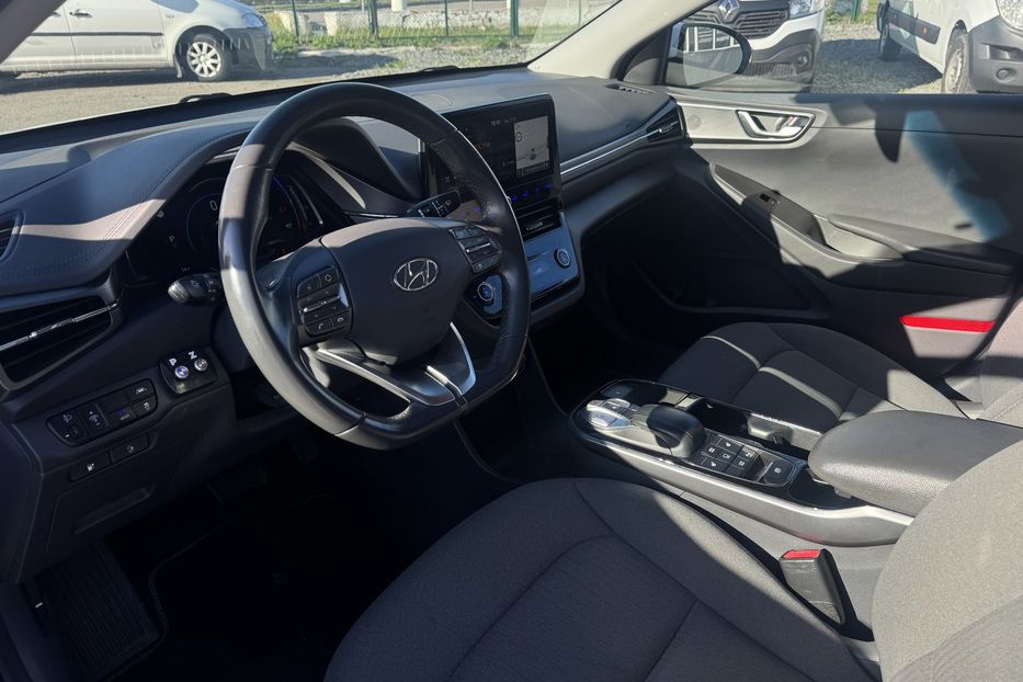 Продам Hyundai Ioniq (COMIS)  38.3 kWh  2020 года в г. Умань, Черкасская область
