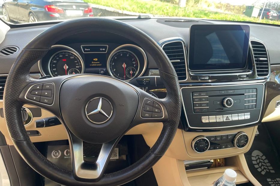 Продам Mercedes-Benz GLE-Class 2016 года в Черновцах