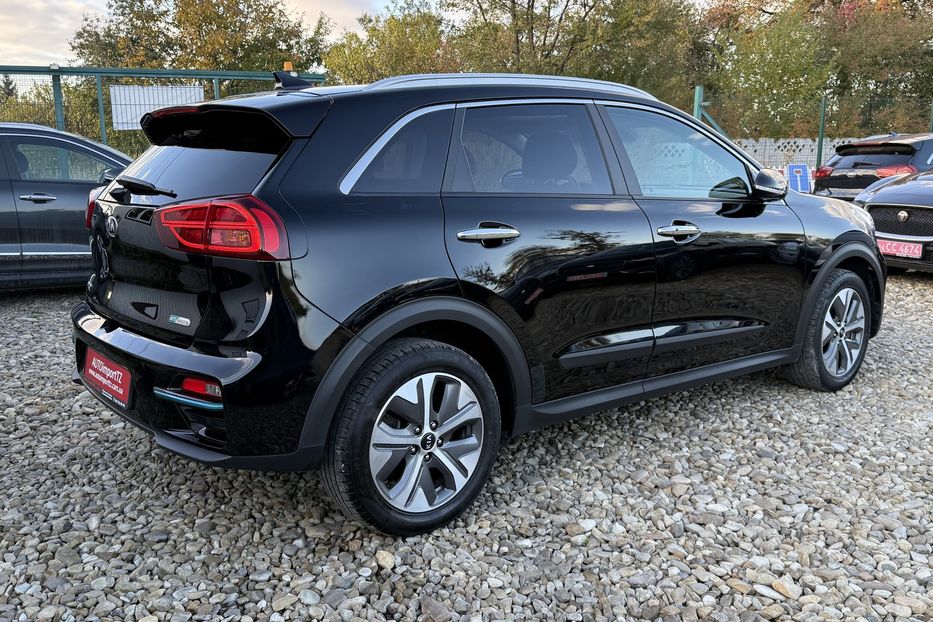 Продам Kia Niro  64кВт Макс.комплектація! ЛЮК! 2021 года в Львове