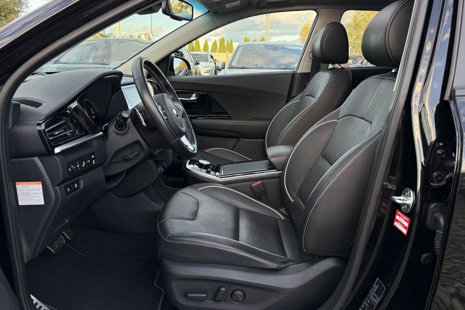 Продам Kia Niro  64кВт Макс.комплектація! ЛЮК! 2021 года в Львове