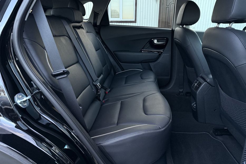 Продам Kia Niro  64кВт Макс.комплектація! ЛЮК! 2021 года в Львове