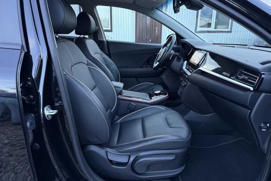 Продам Kia Niro  64кВт Макс.комплектація! ЛЮК! 2021 года в Львове
