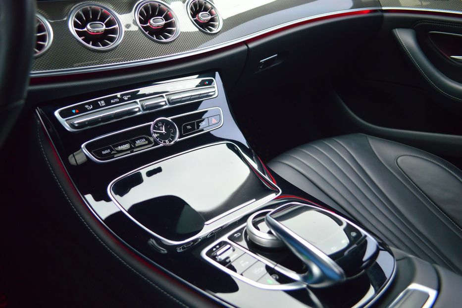 Продам Mercedes-Benz CLS-Class 300d 2019 года в Одессе