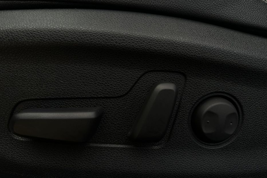 Продам Kia Niro  64кВт Макс.комплектація! ЛЮК! 2021 года в Львове