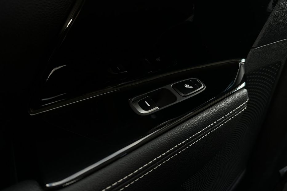 Продам Kia Niro  64кВт Макс.комплектація! ЛЮК! 2021 года в Львове