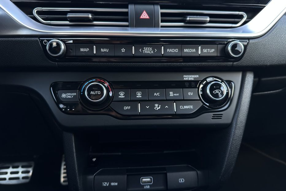 Продам Kia Niro  64кВт Макс.комплектація! ЛЮК! 2021 года в Львове