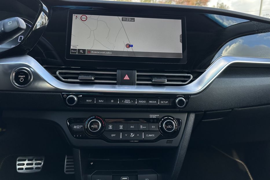 Продам Kia Niro  64кВт Макс.комплектація! ЛЮК! 2021 года в Львове