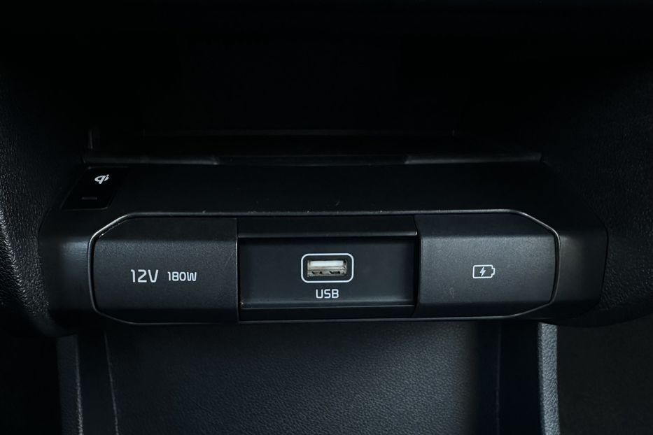 Продам Kia Niro  64кВт Макс.комплектація! ЛЮК! 2021 года в Львове