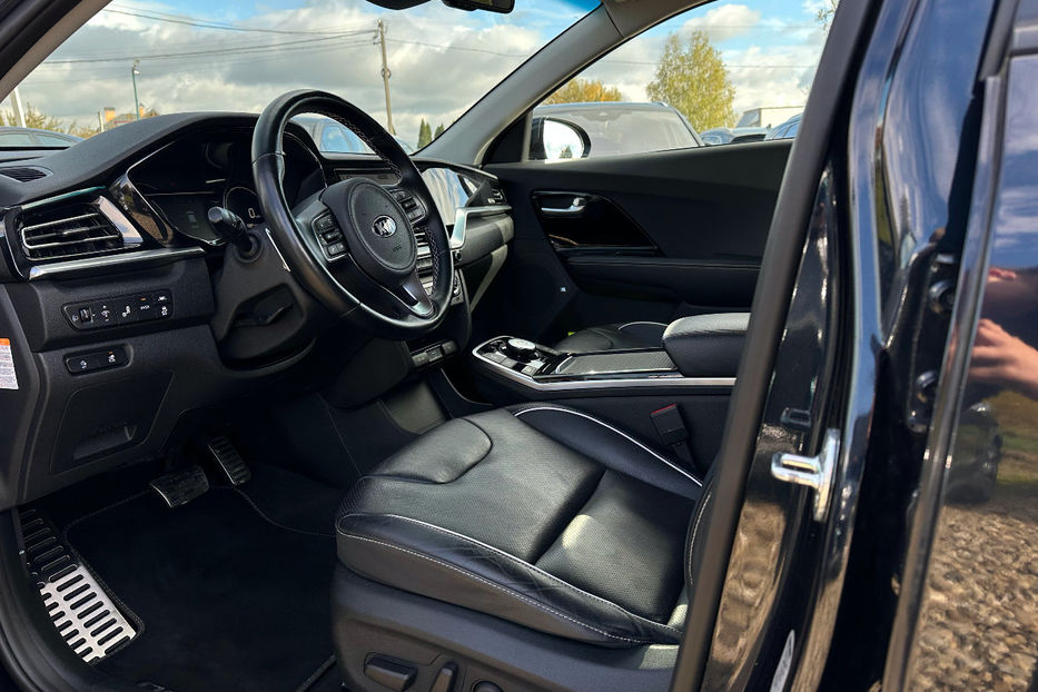 Продам Kia Niro  64кВт Макс.комплектація! ЛЮК! 2021 года в Львове