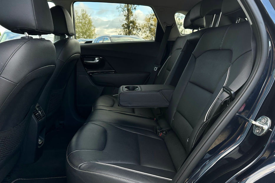 Продам Kia Niro  64кВт Макс.комплектація! ЛЮК! 2021 года в Львове