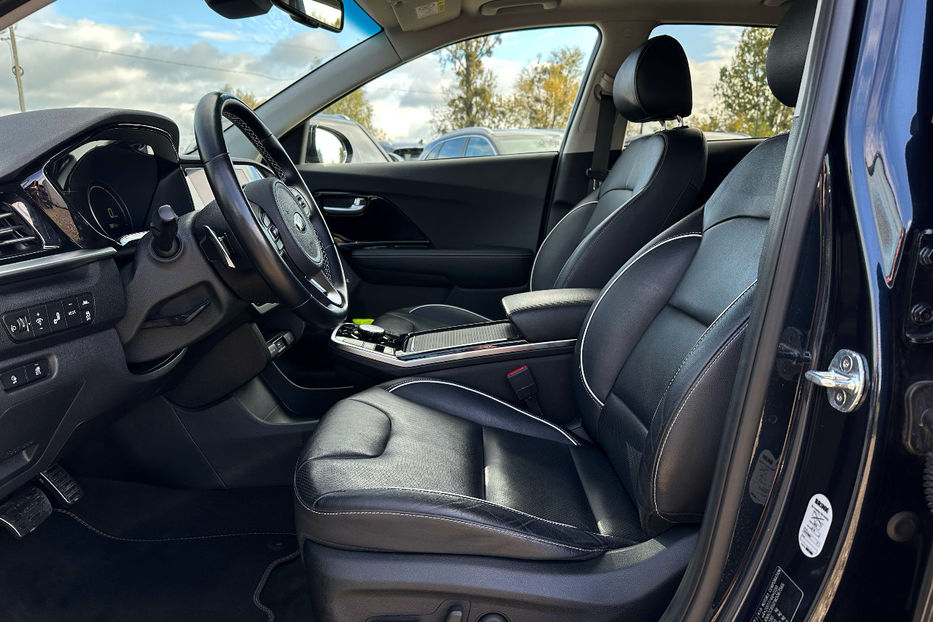 Продам Kia Niro  64кВт Макс.комплектація! ЛЮК! 2021 года в Львове