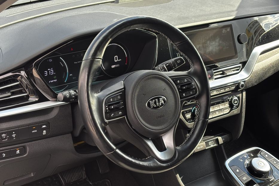 Продам Kia Niro 64 кВт авто у Львові  2021 года в Львове