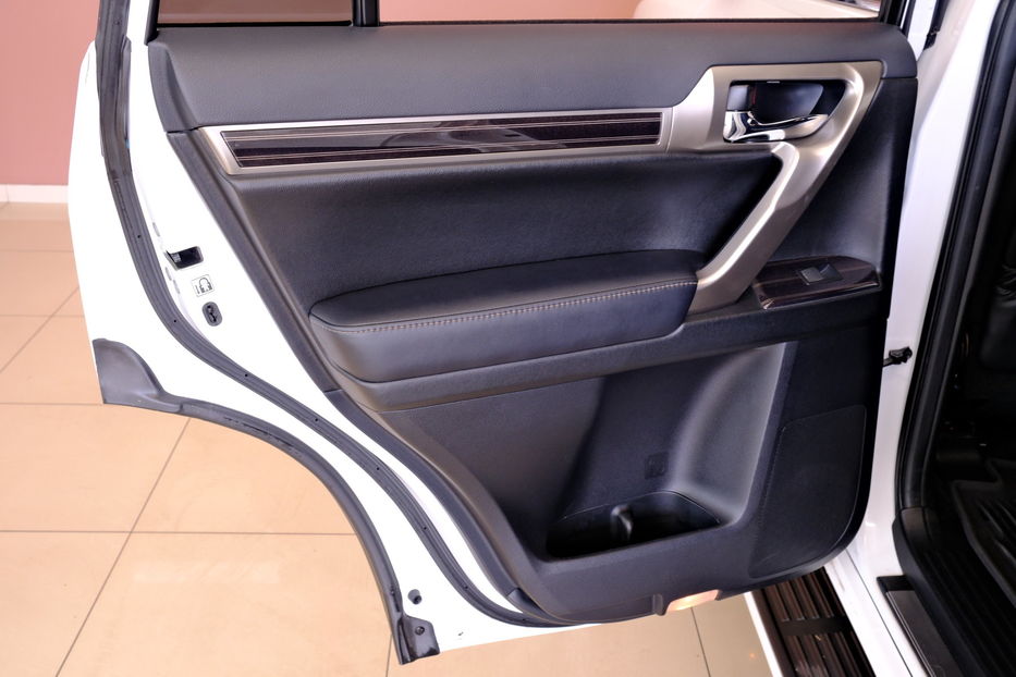 Продам Lexus GX 460 2020 года в Одессе