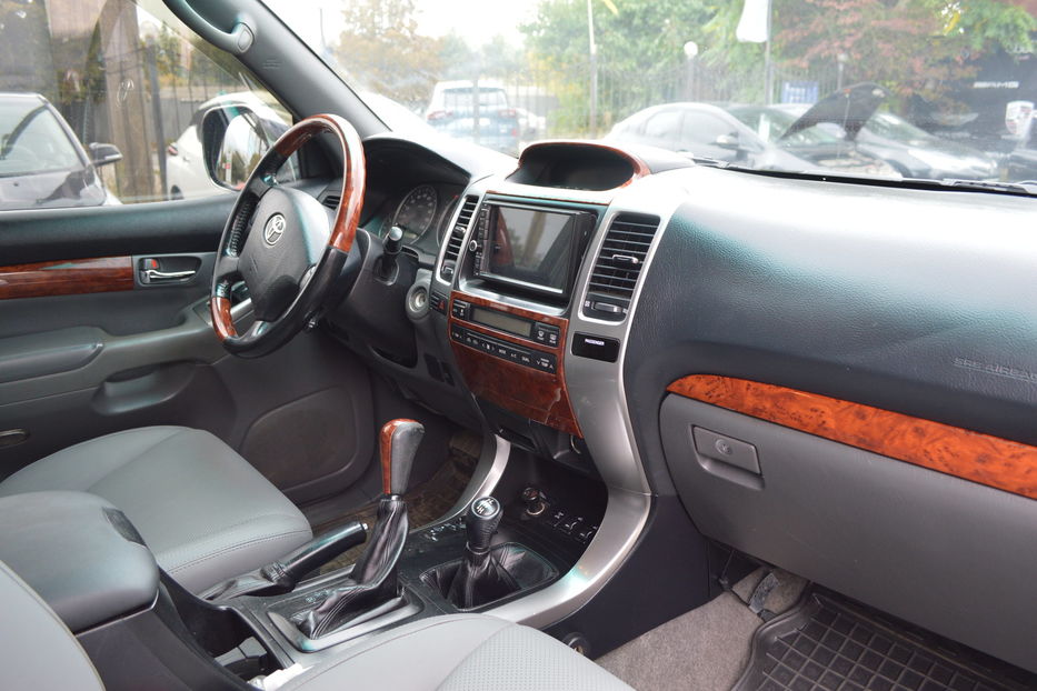 Продам Toyota Land Cruiser Prado 4.0 бензин\газ 2007 года в Одессе