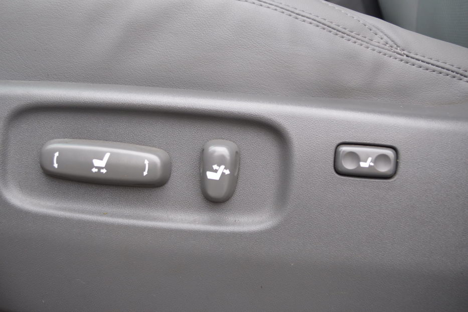 Продам Toyota Land Cruiser Prado 4.0 бензин\газ 2007 года в Одессе