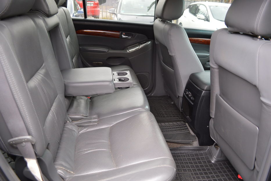 Продам Toyota Land Cruiser Prado 4.0 бензин\газ 2007 года в Одессе