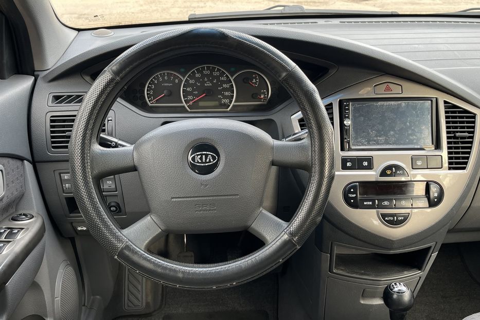 Продам Kia Carens ЕХ 2005 года в Николаеве