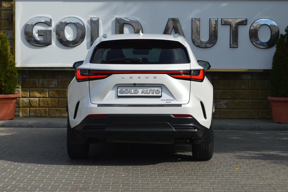 Продам Lexus NX 300 350H 2022 года в Одессе