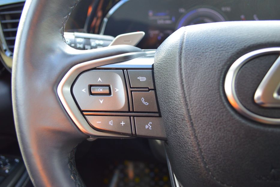 Продам Lexus NX 300 350H 2022 года в Одессе