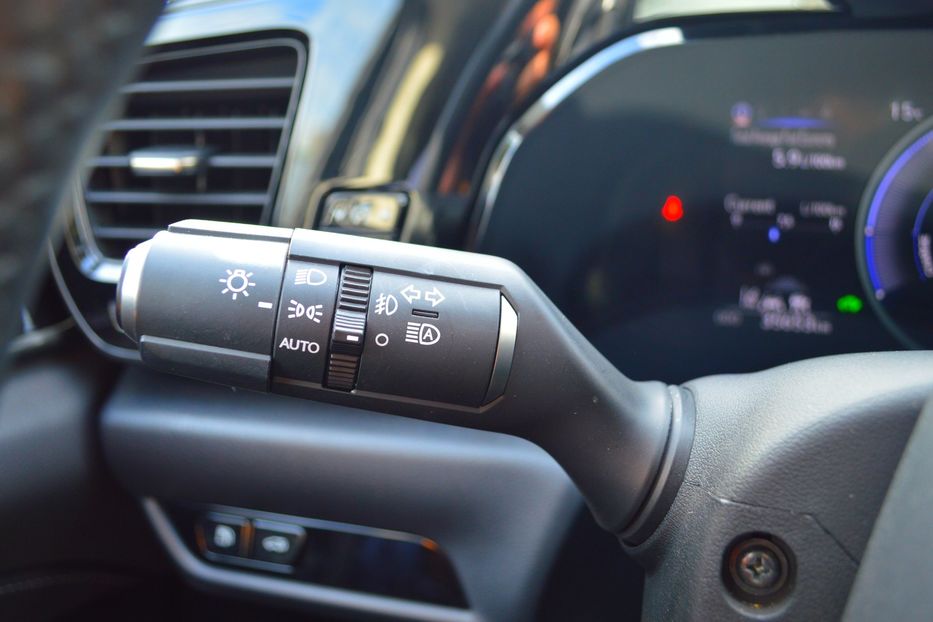 Продам Lexus NX 300 350H 2022 года в Одессе