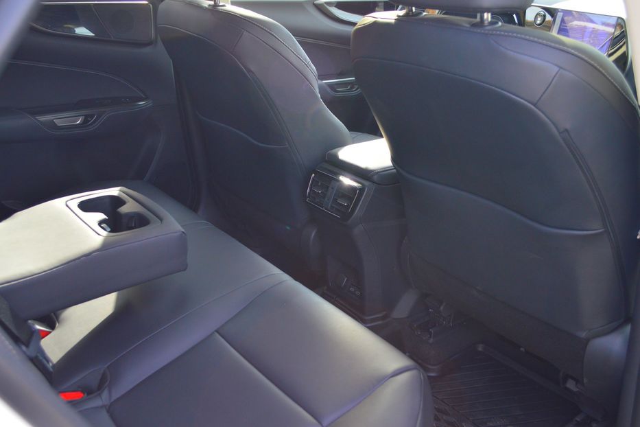 Продам Lexus NX 300 350H 2022 года в Одессе