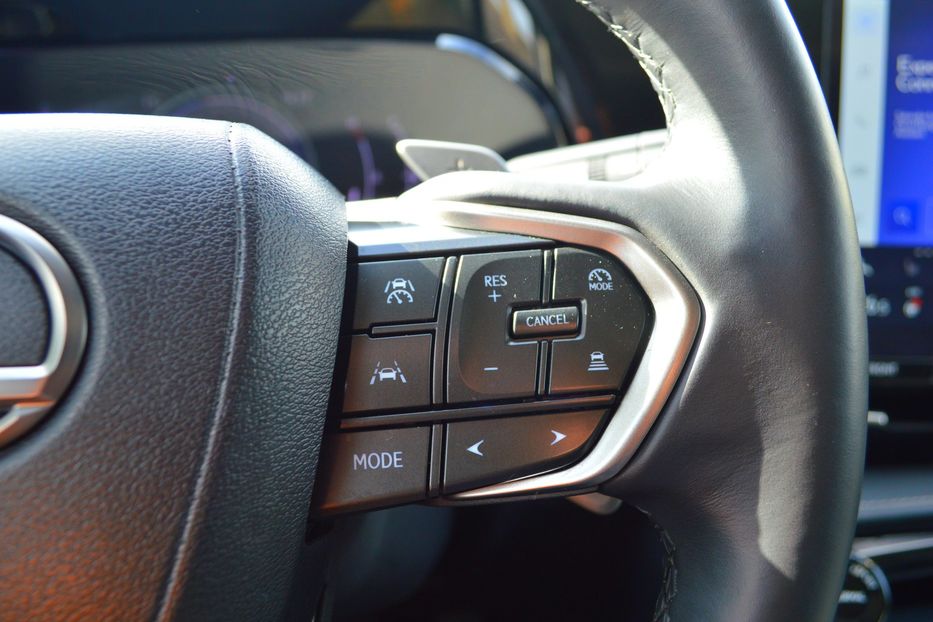 Продам Lexus NX 300 350H 2022 года в Одессе