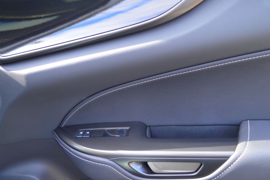 Продам Lexus NX 300 350H 2022 года в Одессе