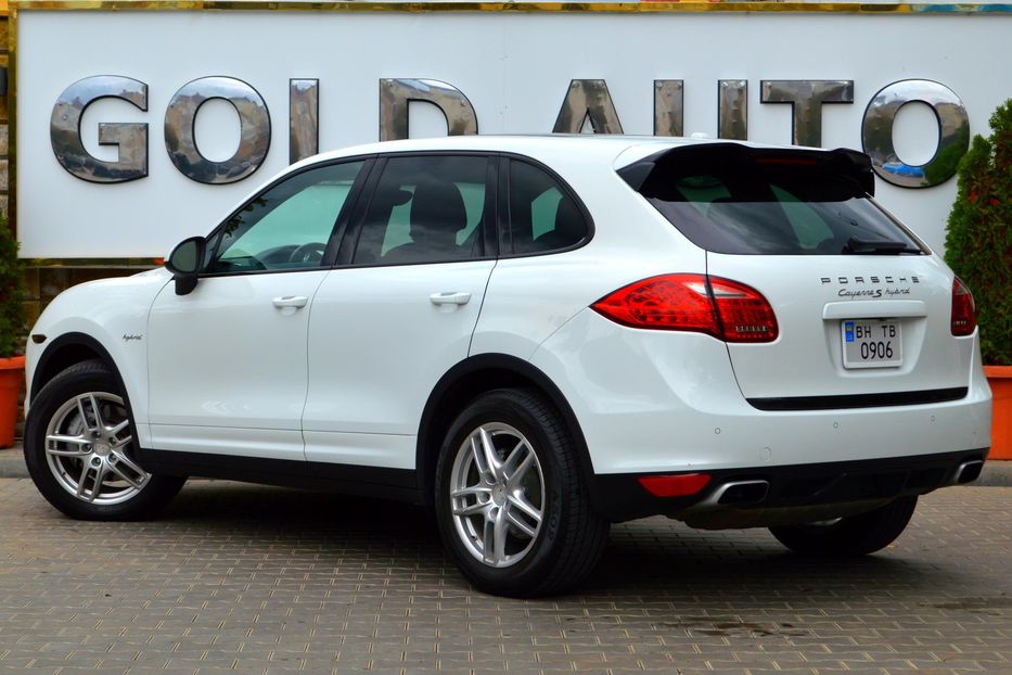 Продам Porsche Cayenne Hybrid 2012 года в Одессе