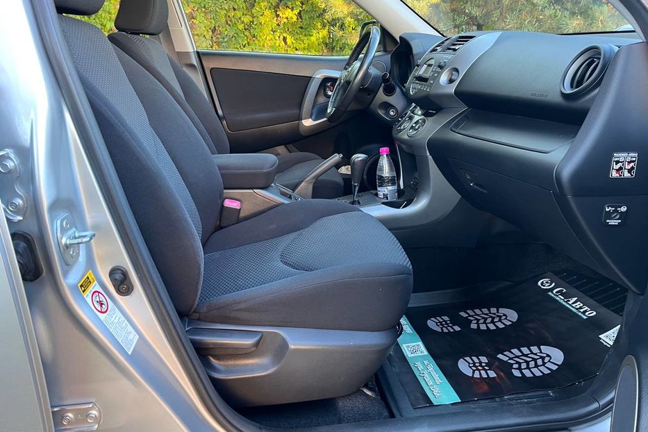 Продам Toyota Rav 4 2006 года в Черновцах