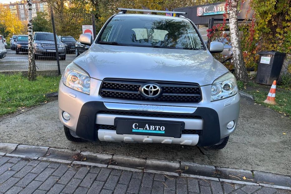 Продам Toyota Rav 4 2006 года в Черновцах